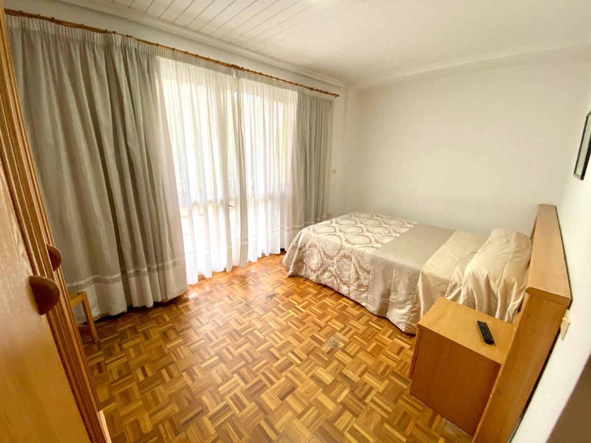 Garden Lodge Hostal Evencio Ribadavia Ngoại thất bức ảnh