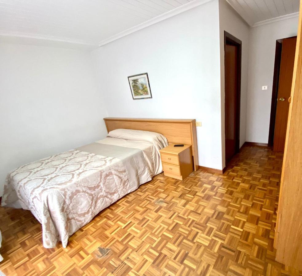 Garden Lodge Hostal Evencio Ribadavia Ngoại thất bức ảnh