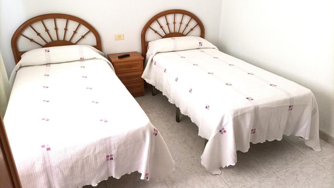 Garden Lodge Hostal Evencio Ribadavia Ngoại thất bức ảnh