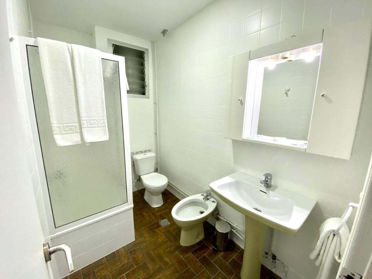 Garden Lodge Hostal Evencio Ribadavia Ngoại thất bức ảnh