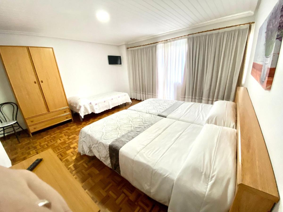 Garden Lodge Hostal Evencio Ribadavia Ngoại thất bức ảnh